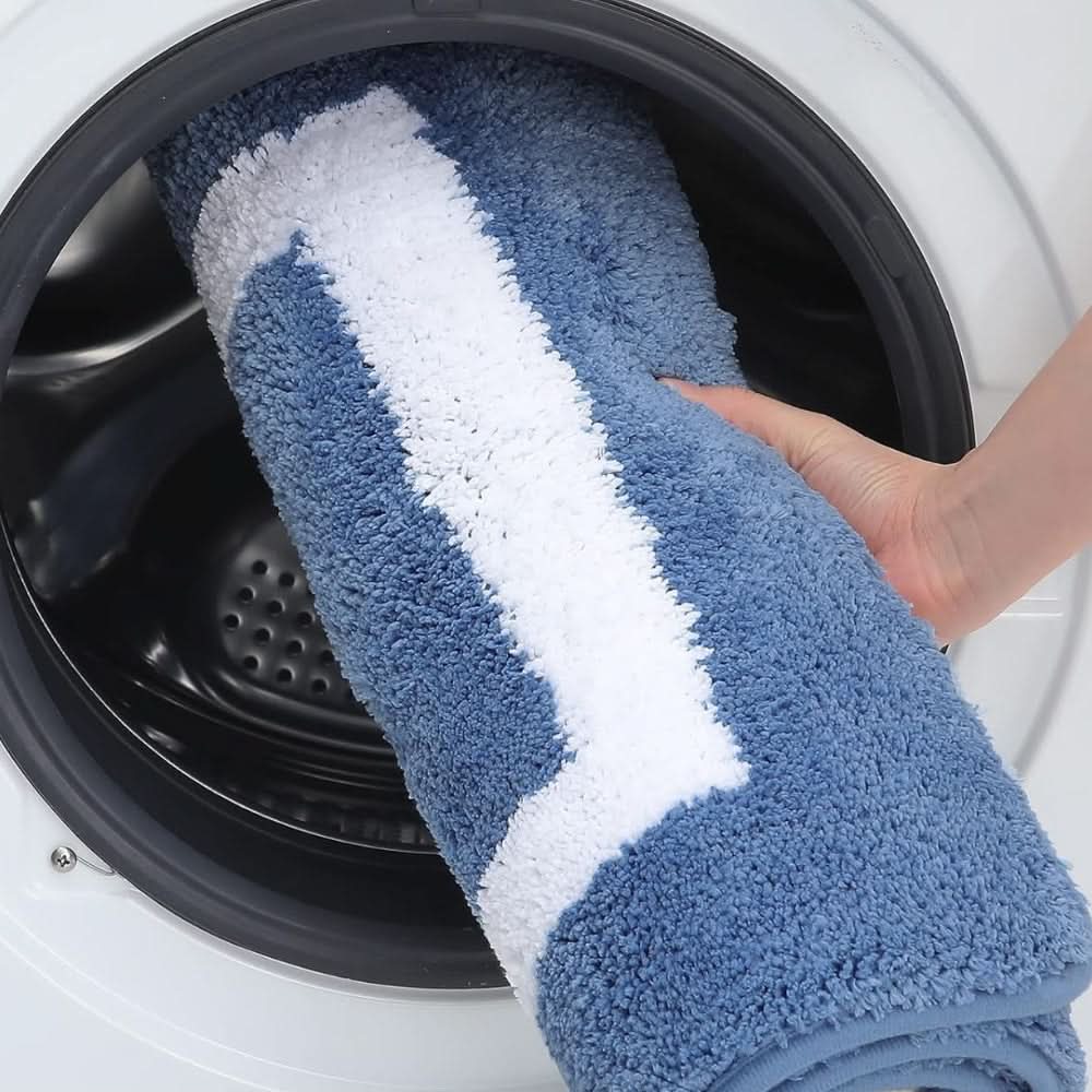 PlushGuard - Ultra-Absorbent Non-Slip Bath Mat for Safety