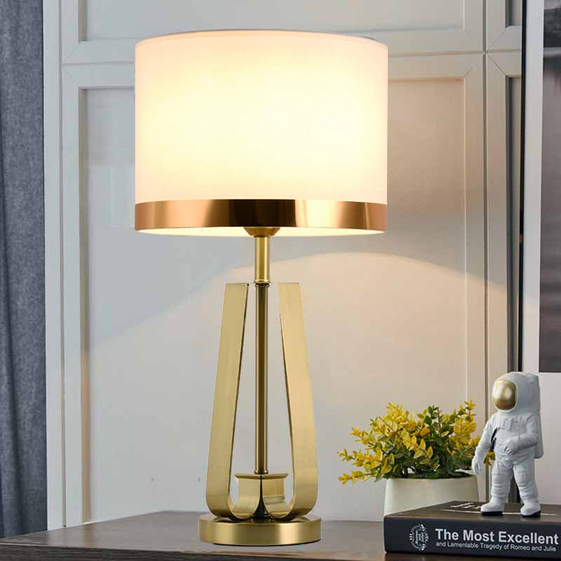 Chic Cone-Shaped Table Lamp with Cozy Fabric Shade