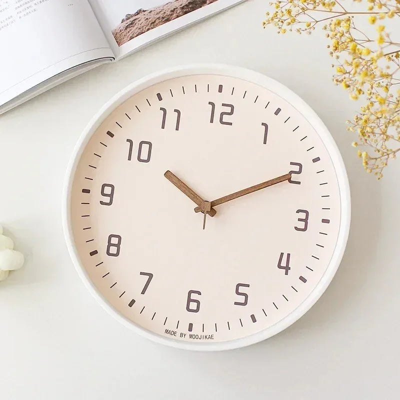Elegant Silent Quartz Wall Timepiece with Glass Protection