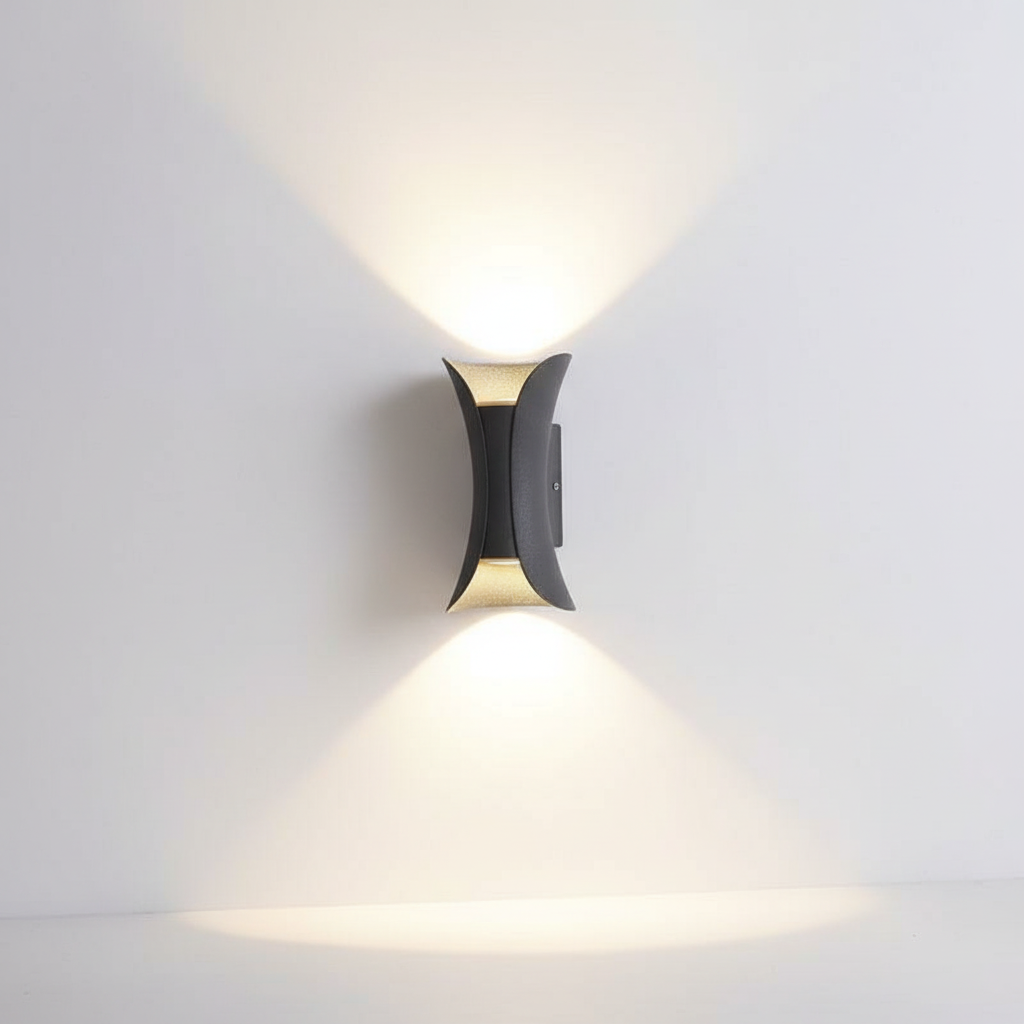 Sleek LED Wall Light Fixture - Edge Design