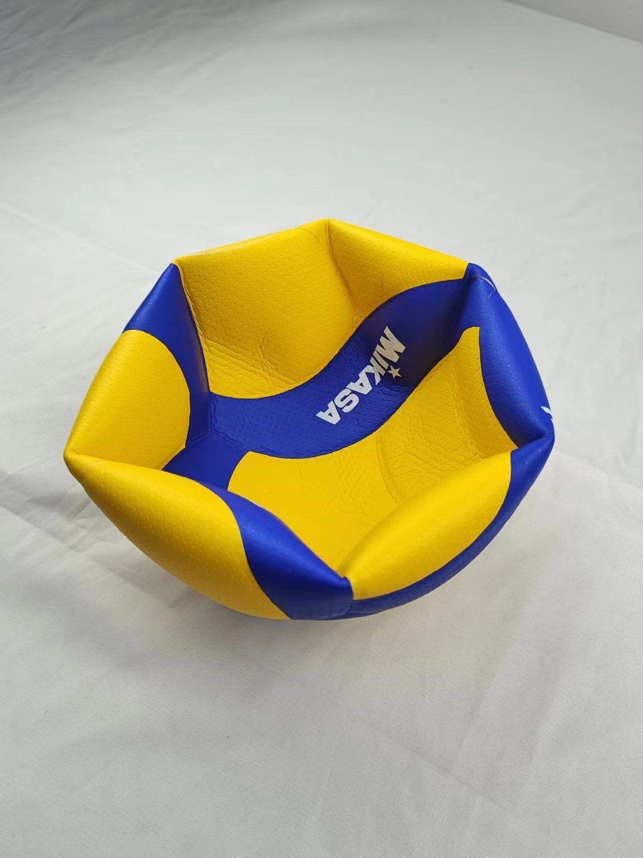 Versatile Volleyball for Indoor and Outdoor Training