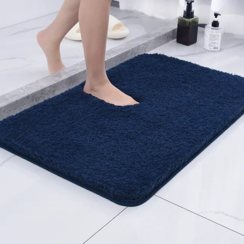 Soft Absorbent Bath Mat with Non-Slip Backing for Safety
