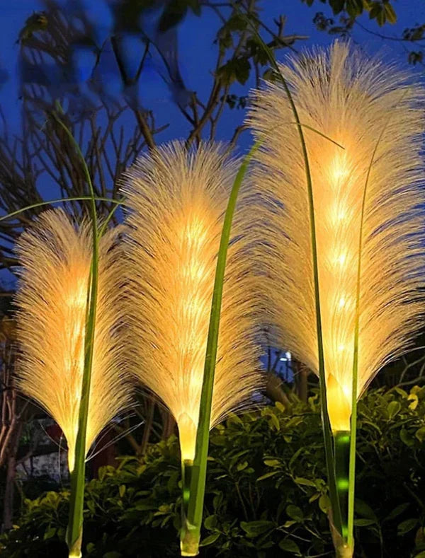 LuxeGlow | Elegant Wicker Garden Lights for Outdoor Charm
