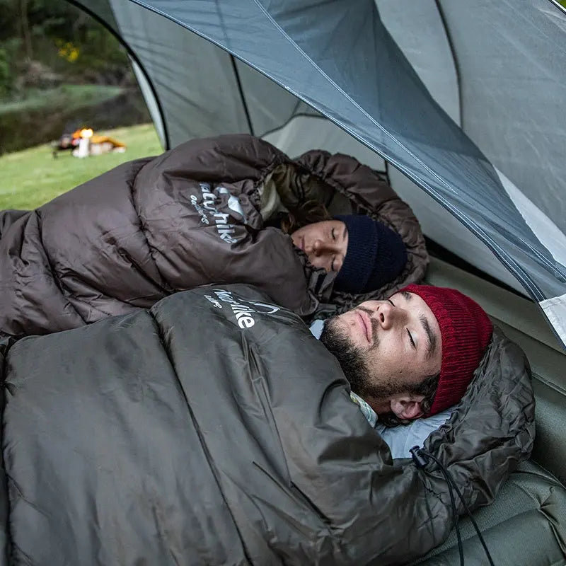 Packable Cold-Weather Sleeping Bag for Adventurers