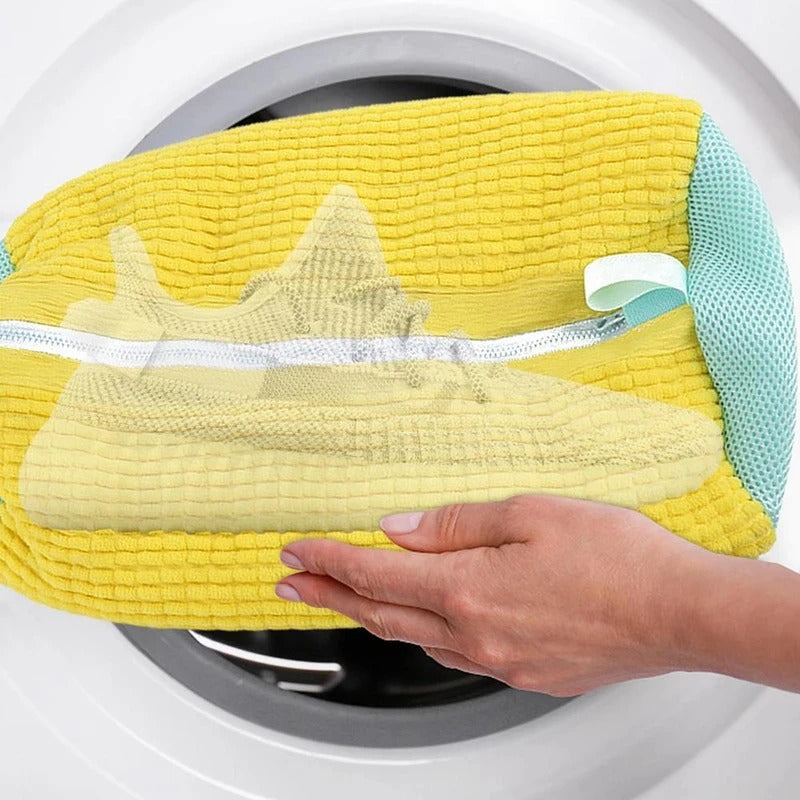Shoe Care Mesh Bag – Gentle Washing Solution for Footwear