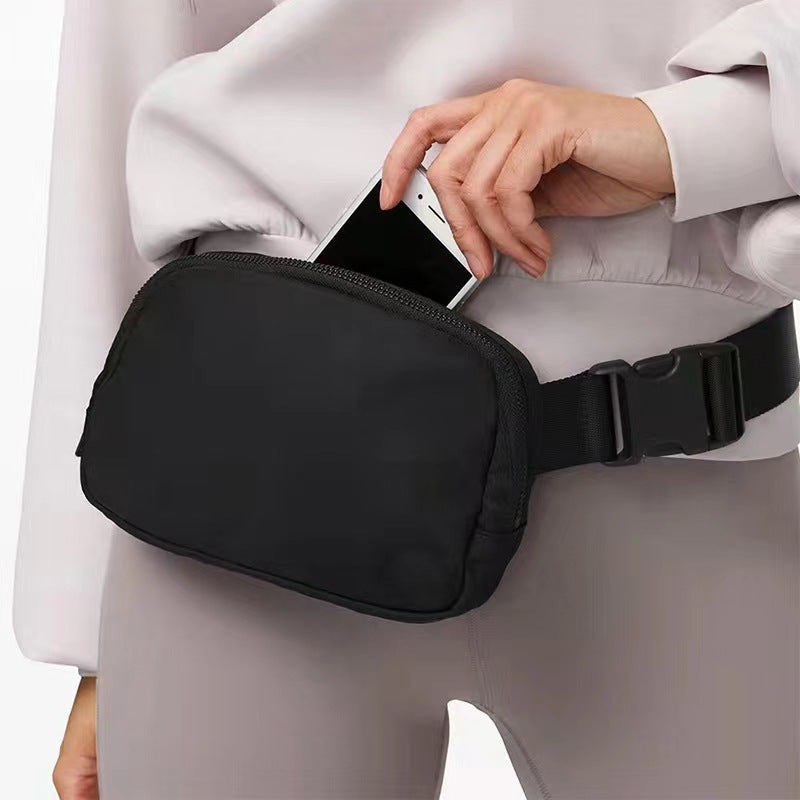 AquaGuard Lightweight Waist Pack – Versatile and Roomy Fanny Pack for Active Lifestyles