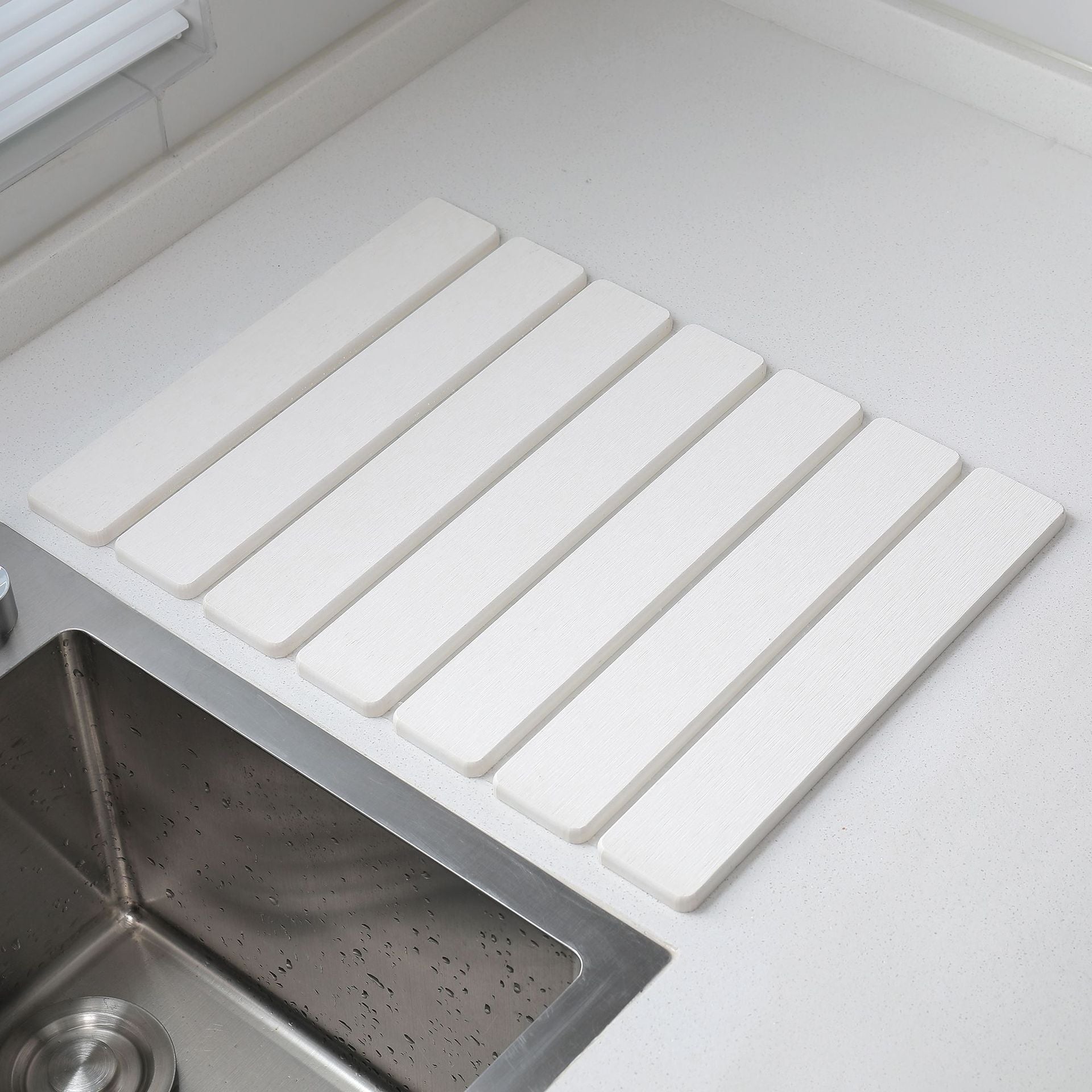 Absorbent Kitchen Drying Mat for Efficient Moisture Control