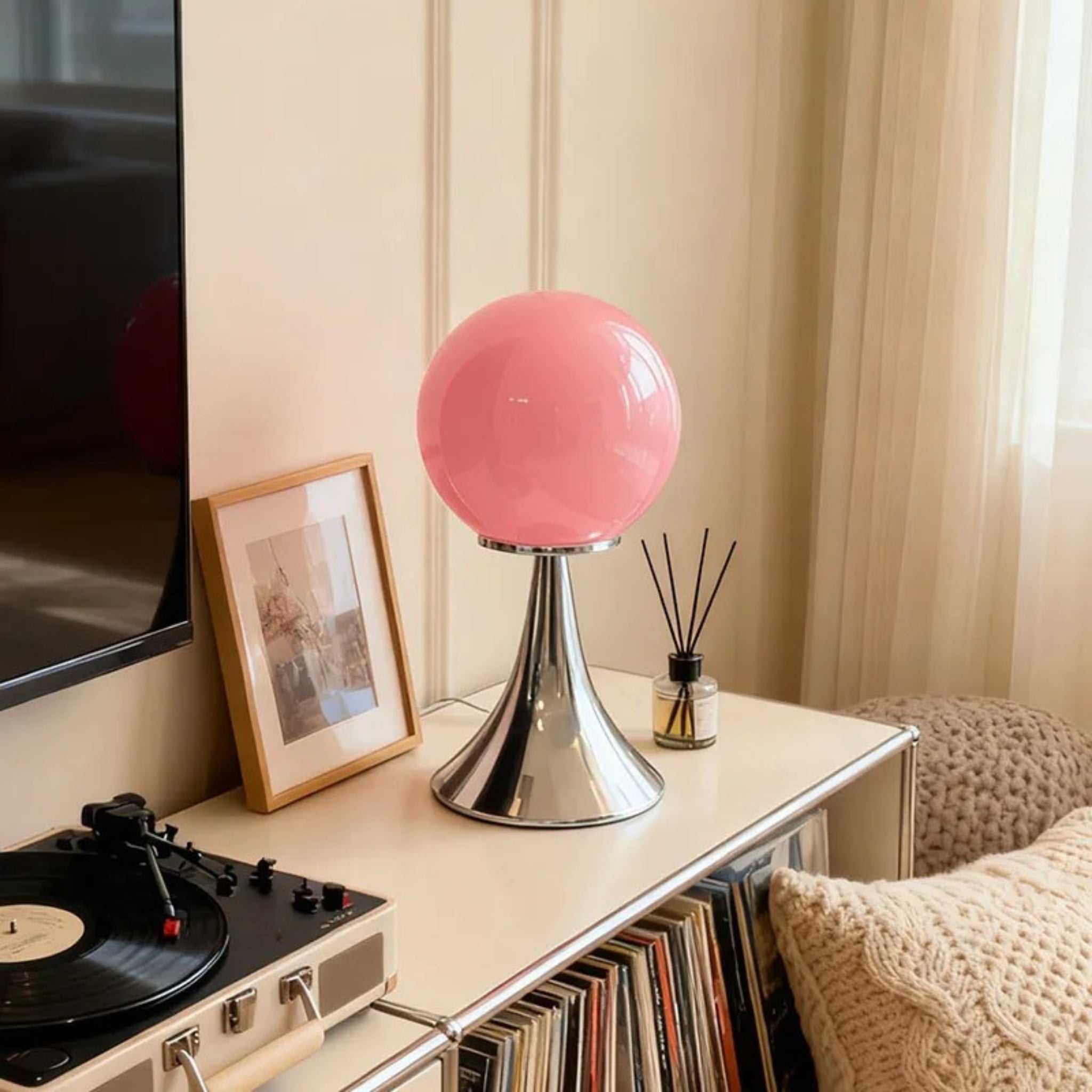 Elegant Glass Lamp with Dimmable LED - Modern Design