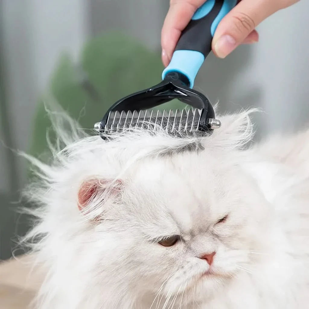 PetGroom Pro – Versatile Dual-Sided Shedding Brush for Pets