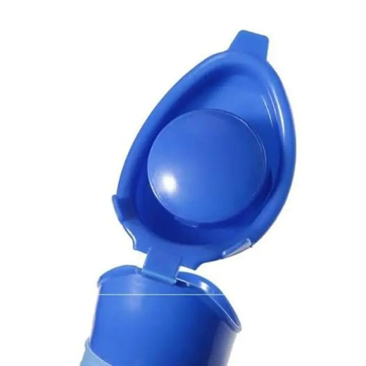 Travel-Friendly Men's Urinal with Leak-Resistant Design