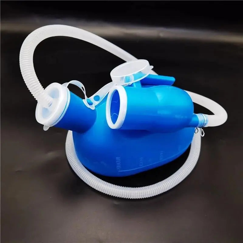 Travel-Friendly Male Urinal with Flexible Hose & Secure Lid