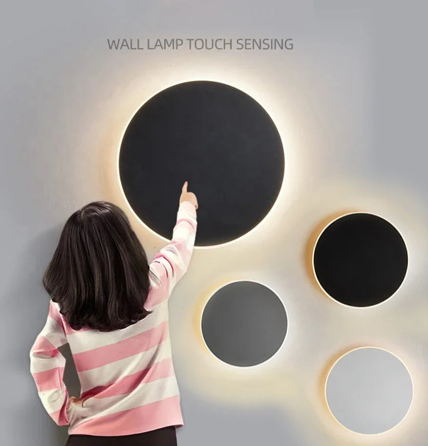 Contemporary LED Wall Light