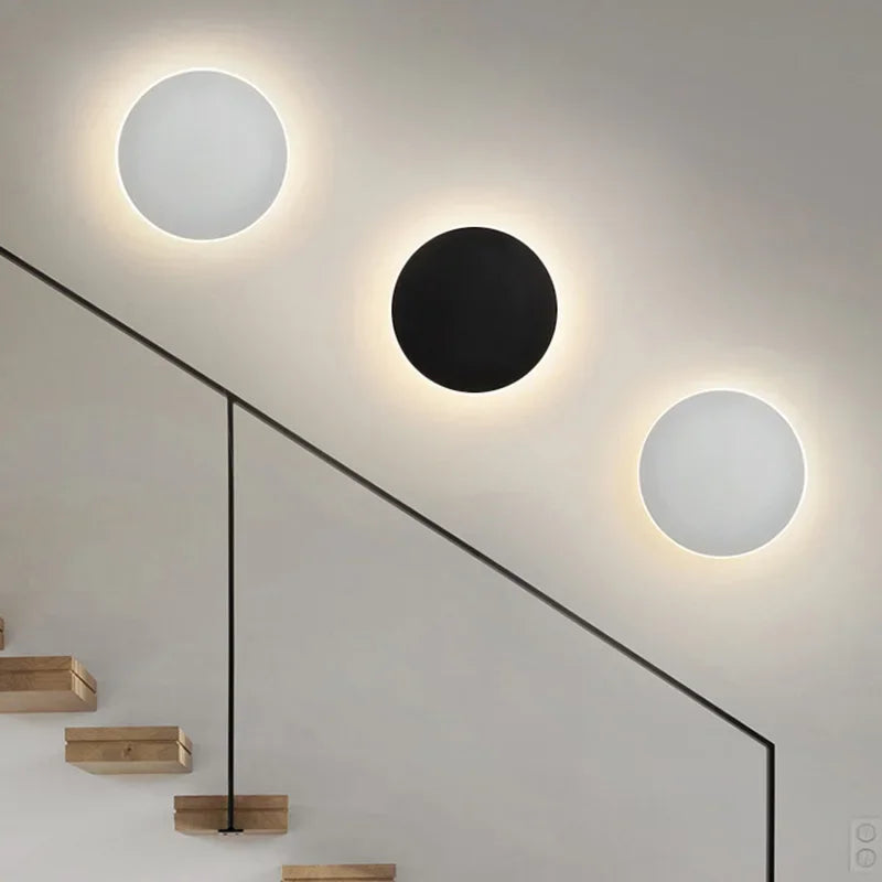 Contemporary LED Wall Light