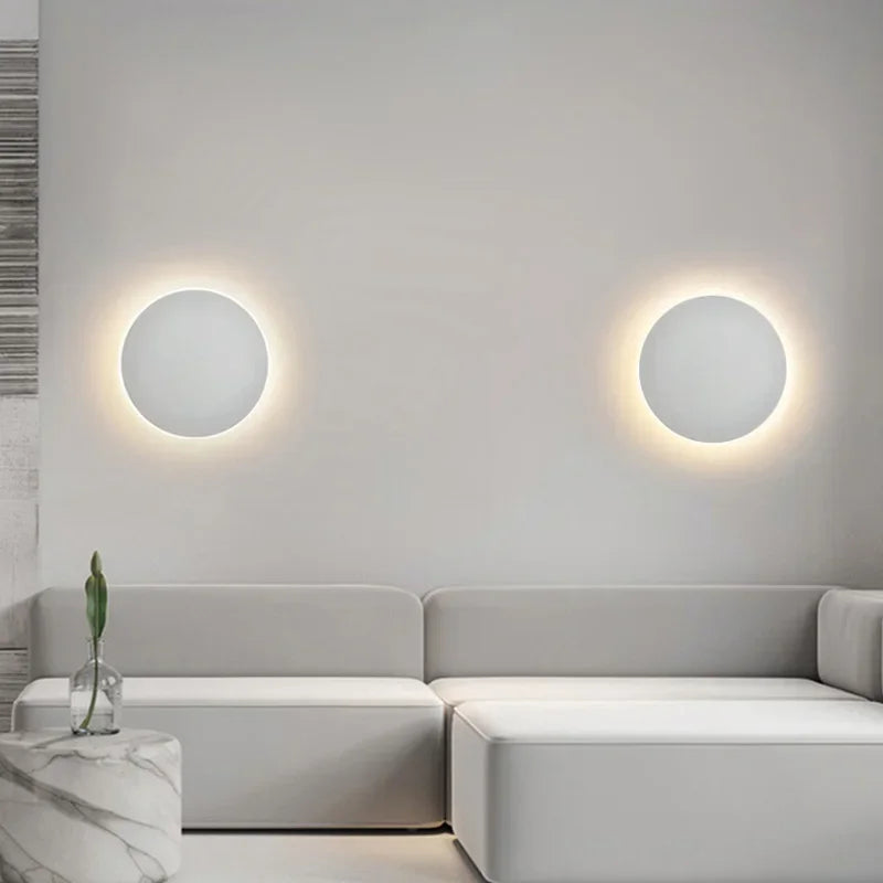 Contemporary LED Wall Light