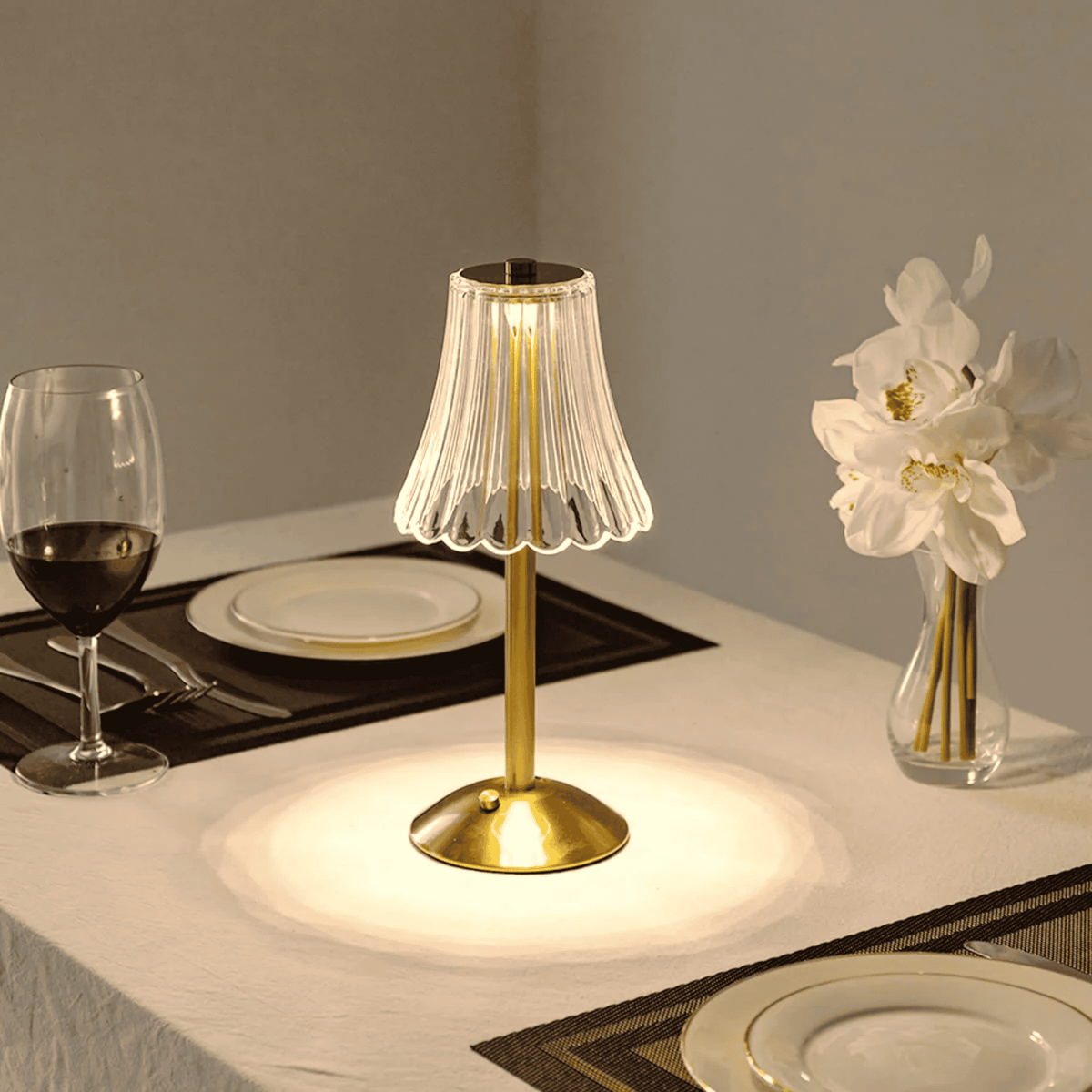 Elegant Touch-Controlled Rechargeable Table Lamp in Gold