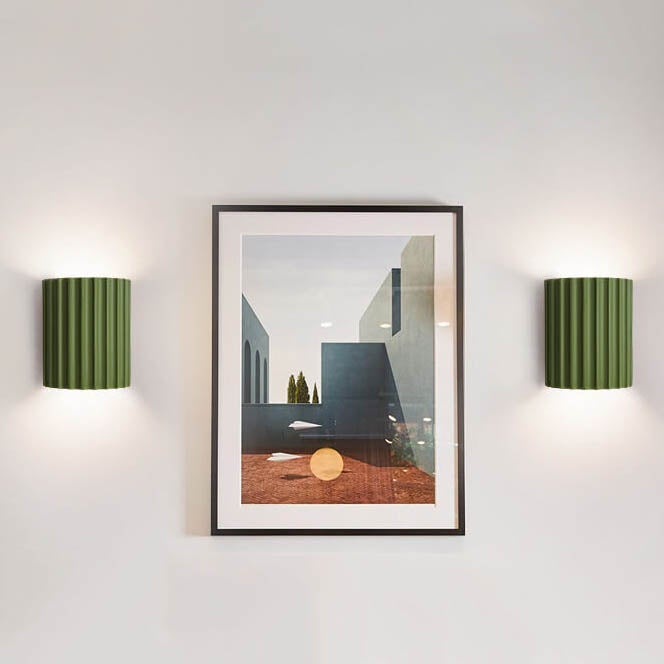 Chic Modern Striped Wall Lamp for Sophisticated Spaces