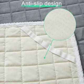 VelvetCloud – Soft Touch Bedding Protector for Ultimate Comfort
