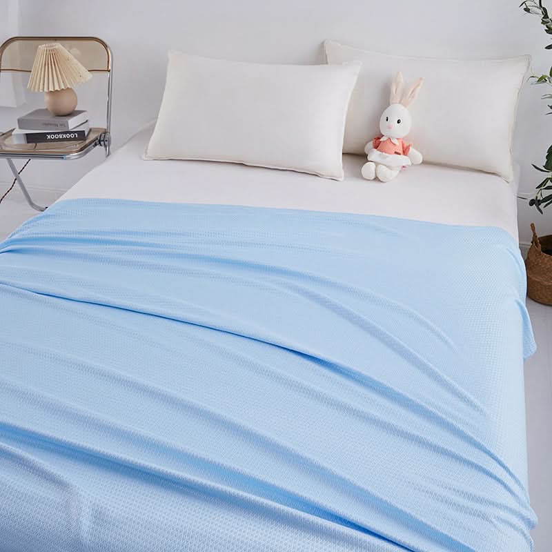 EcoComfort – Lightweight Bamboo Fiber Summer Quilt