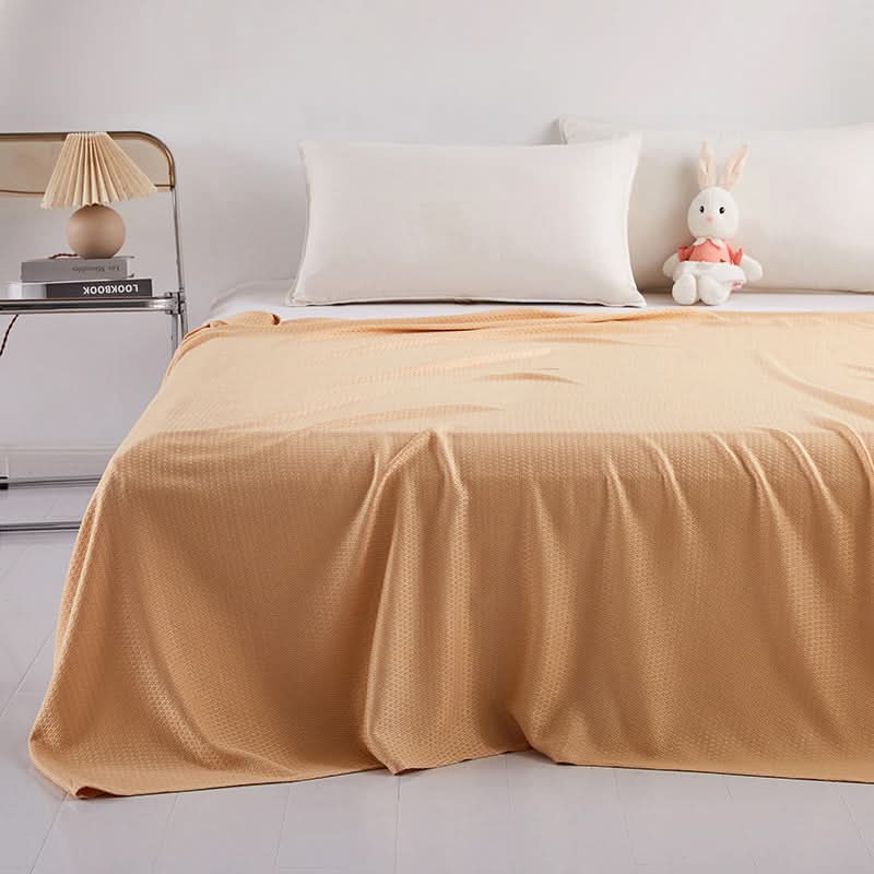 EcoComfort – Lightweight Bamboo Fiber Summer Quilt