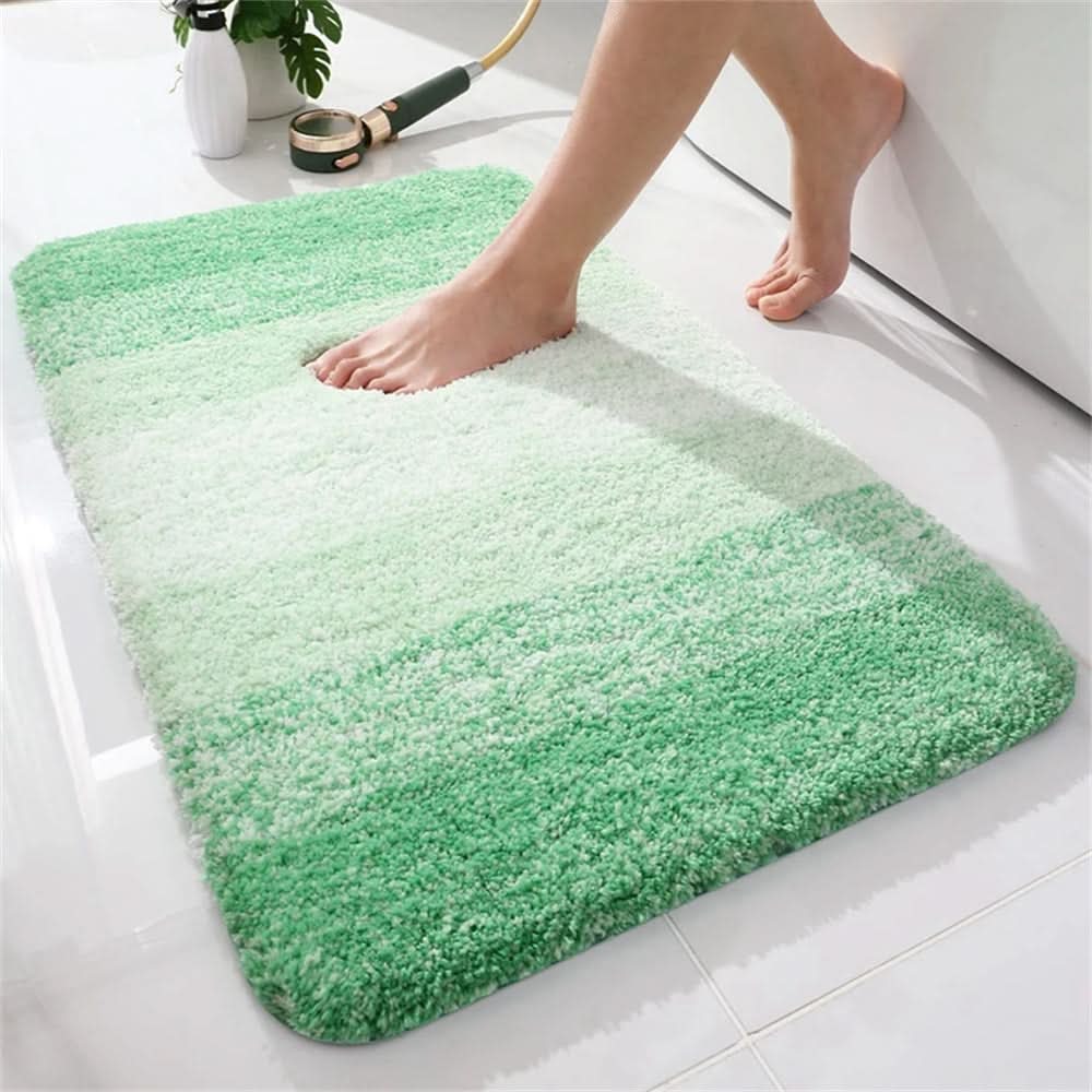 CozyNest – Plush Non-Slip Bathroom Rug for Everyday Use