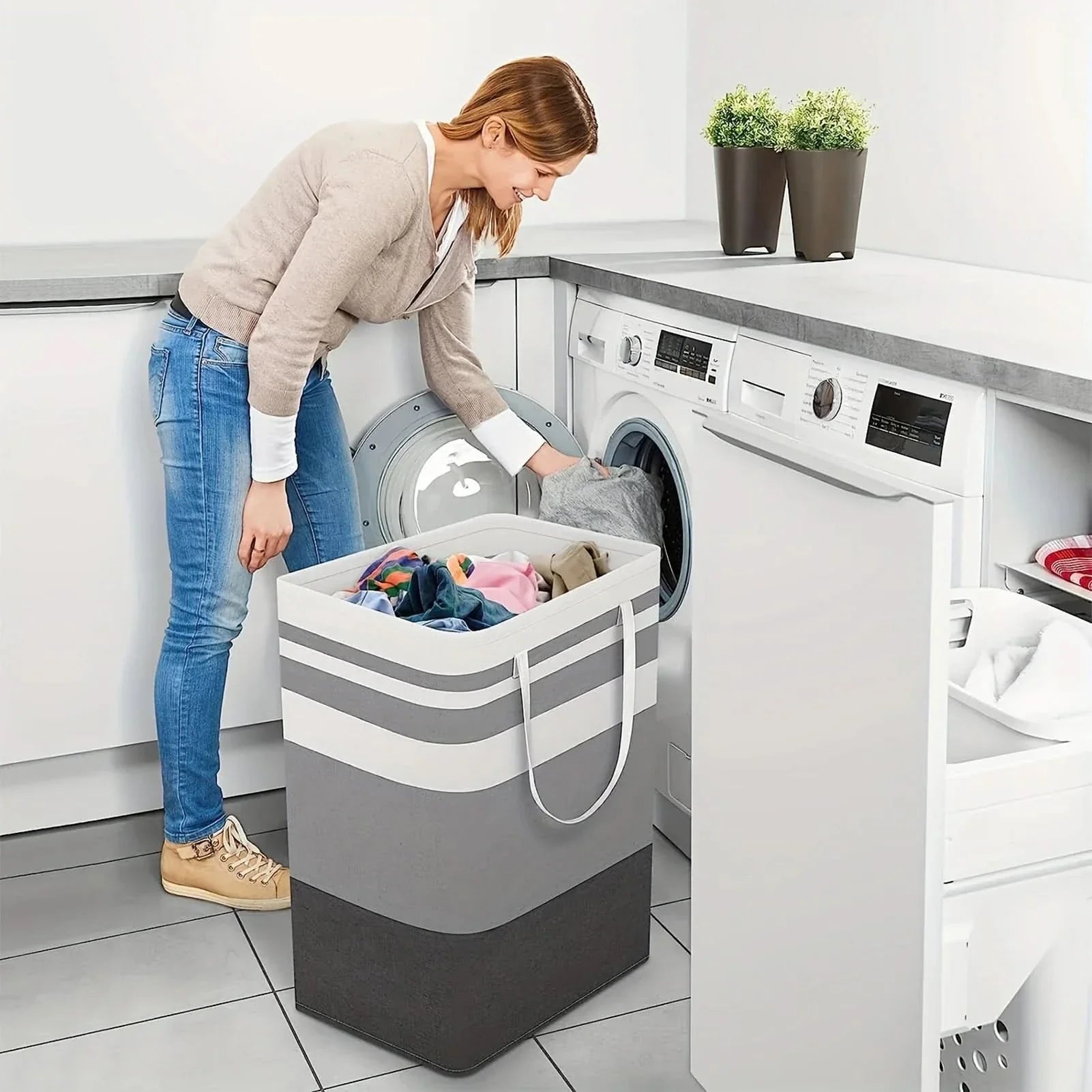 SmartSpace – Oversized Laundry Bin with Ergonomic Handles