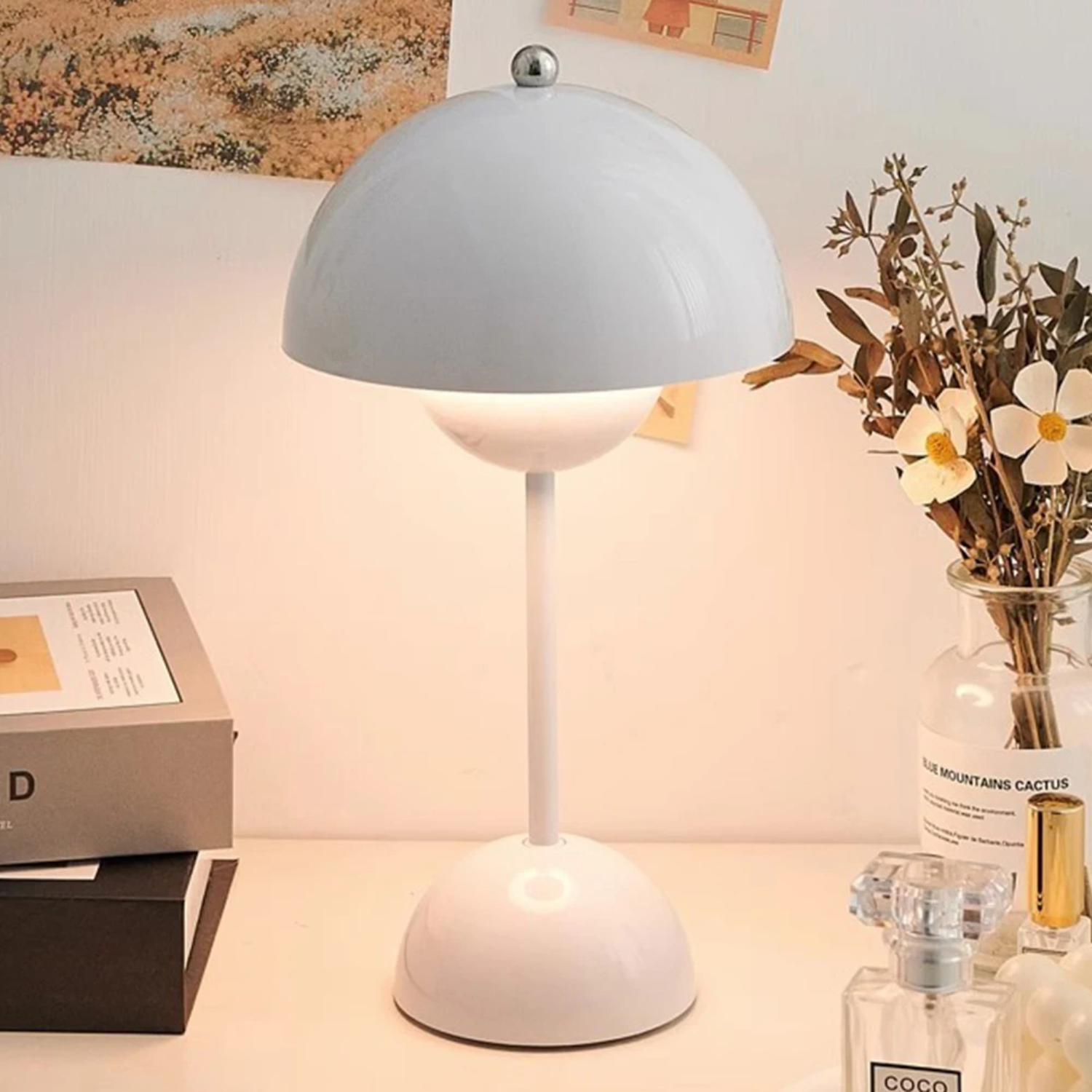 LumaMush – Touch-Controlled Rechargeable LED Table Lamp