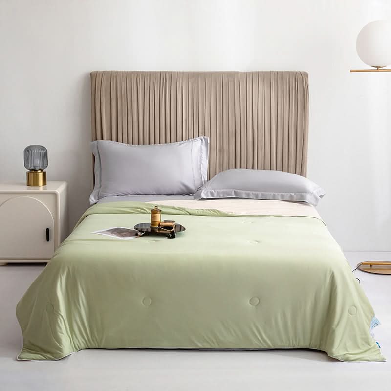CoolBreeze – Lightweight Summer Blanket for Ultimate Comfort