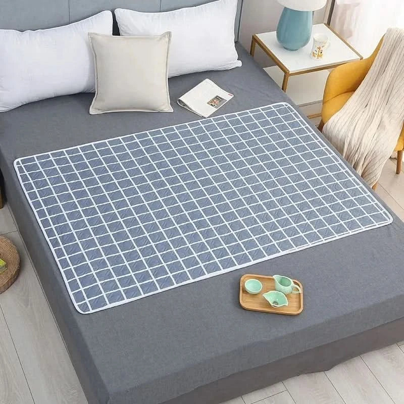AquaGuard Mattress Protector for Peaceful Sleep
