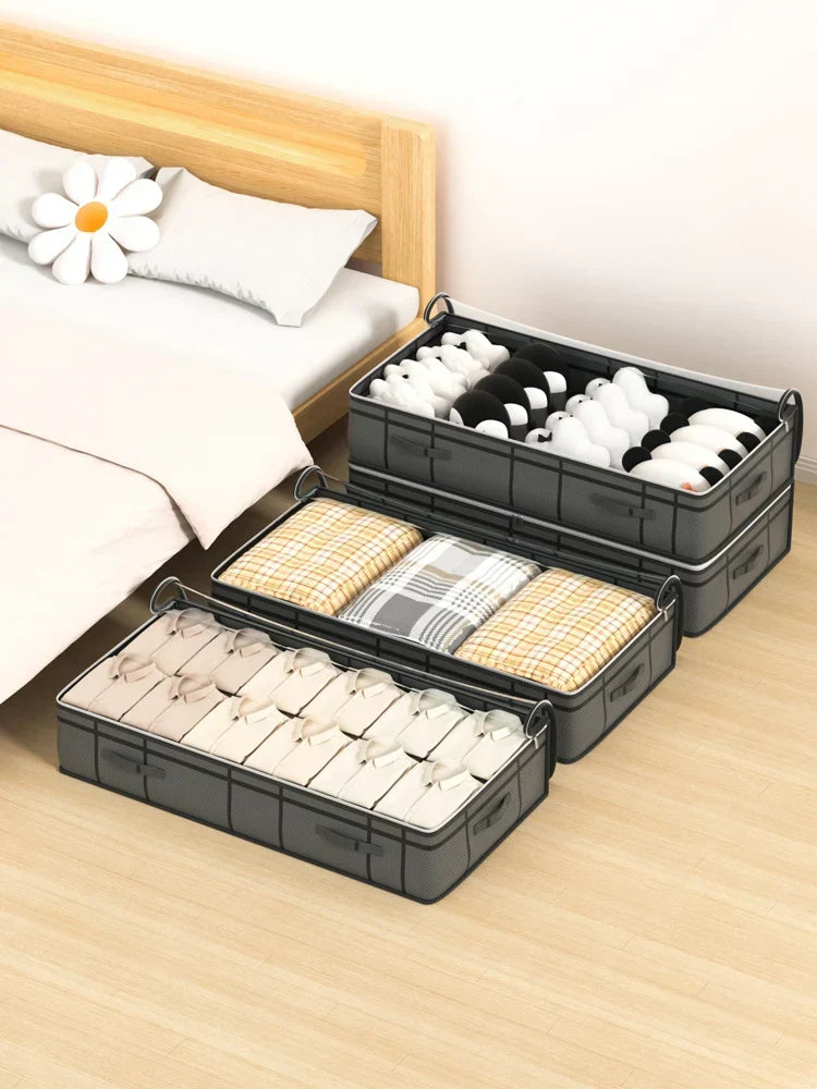Spacious Foldable Storage Bag for Clothes and Quilts