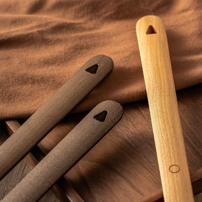 StrideEase – 50 cm Wooden Shoe Helper for Effortless Wearing