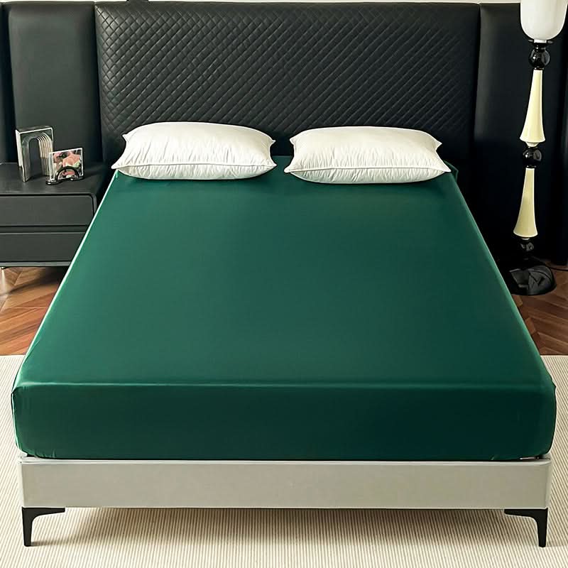 DreamGuard – Secure Fit Soft Mattress Protector