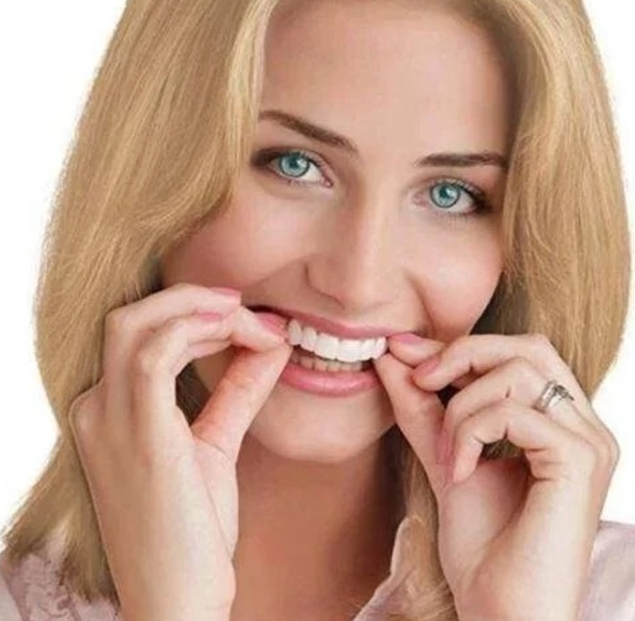 FlexiSmile Removable Cosmetic Teeth Cover – Reusable Snap-On Design