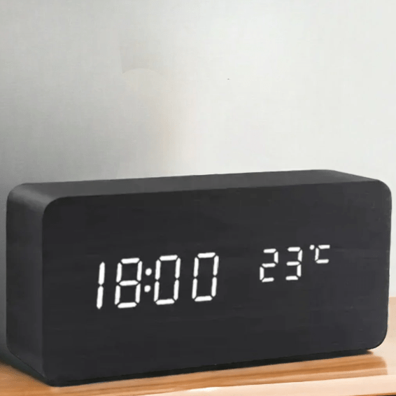 EchoWood – Smart Voice-Activated Wooden Timepiece