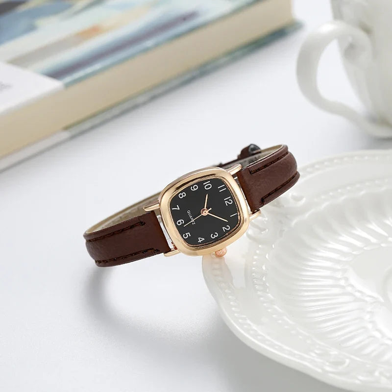 Sophisticated Women's Quartz Timepiece – Leather Strap Analog Watch