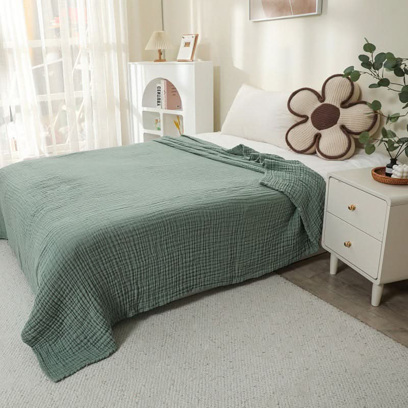 SereneWeave – Lightweight Cotton Muslin Throw for Cozy Spaces
