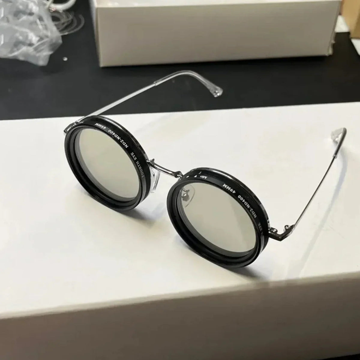 Chic Shades | Fashion-Forward Sunglasses with Maximum UV Protection