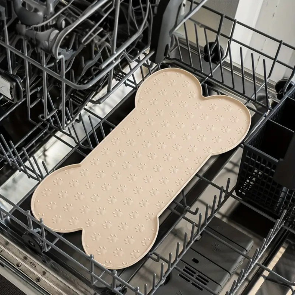 Mess-Free Pet Dining Mat with Non-Slip Grip | Fun Paw Design