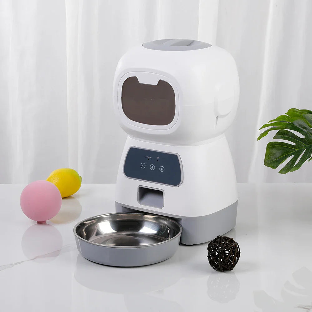 Smart Pet Nourisher with Custom Feeding Schedule | Eco-Conscious Design