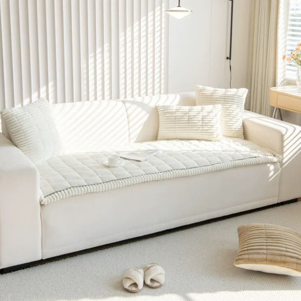 Luxurious Sofa Protector - Non-Slip, Machine Washable, Universal Fit