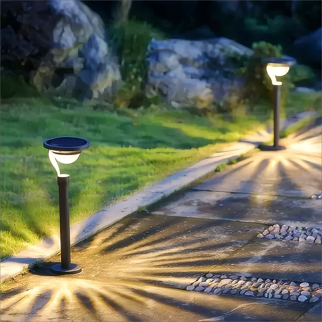 Outdoor Solar Pathway Light