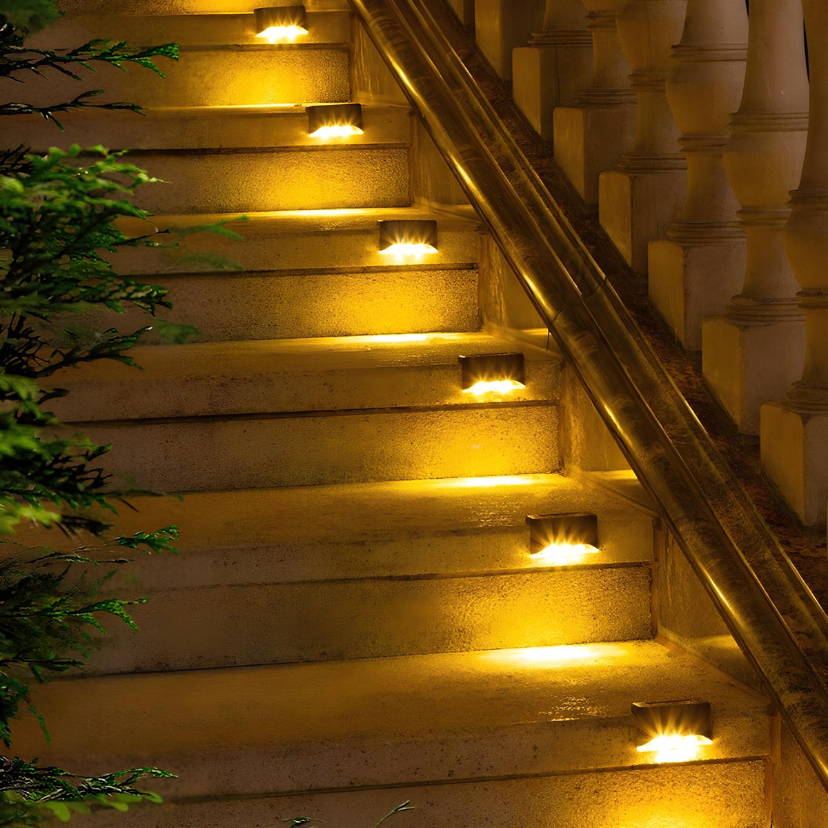LED Step Light Powered by Solar Energy