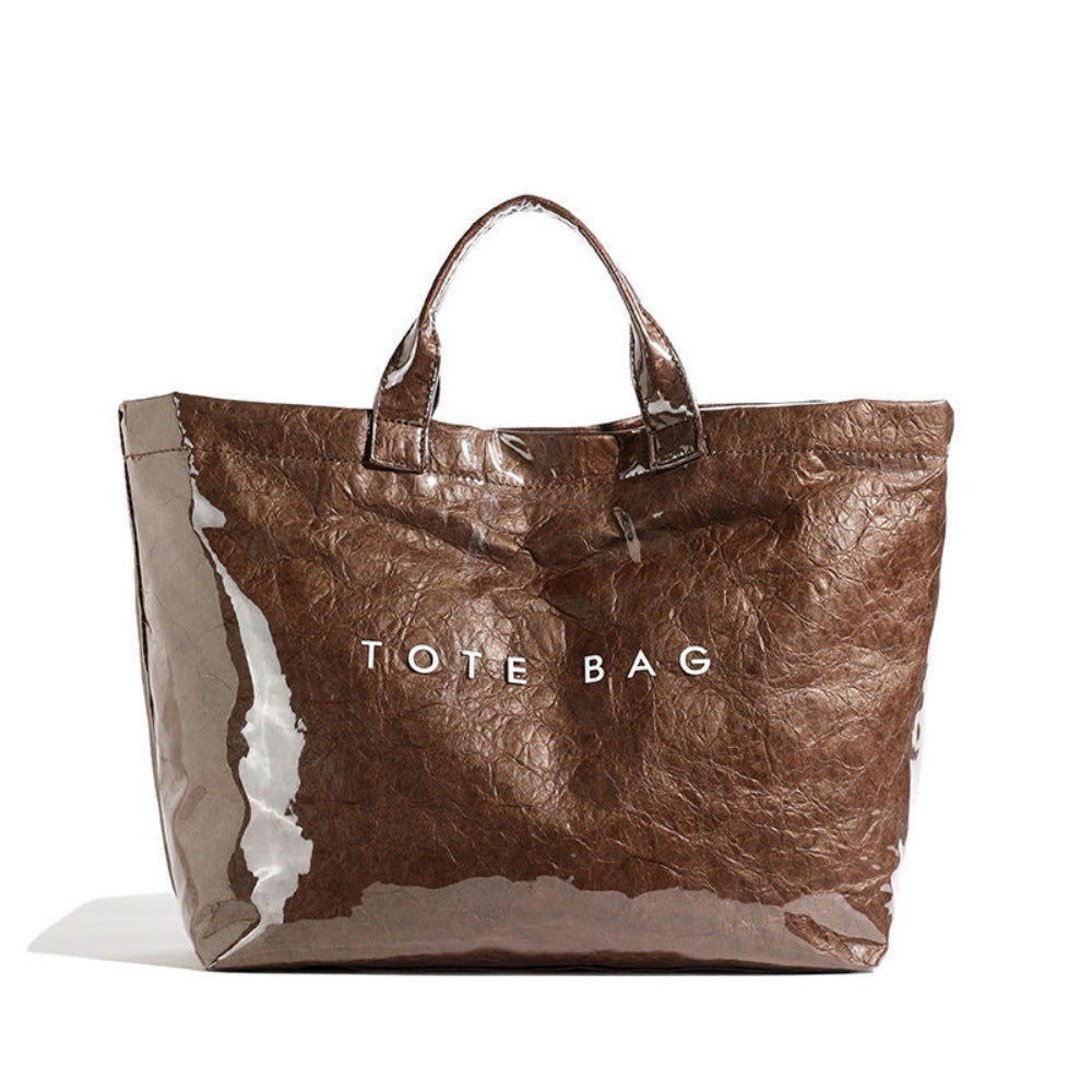 Chic Everyday Tote Bag with Ample Space for All Your Essentials