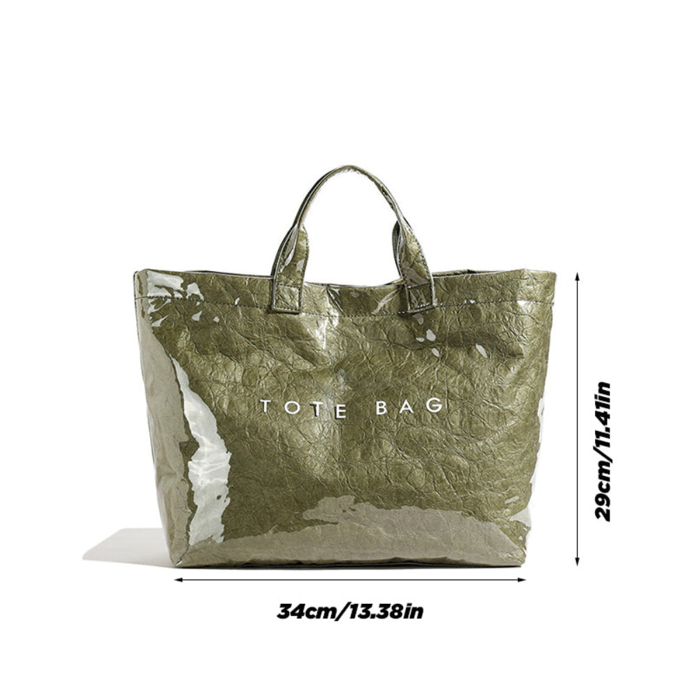 Chic Everyday Tote Bag with Ample Space for All Your Essentials