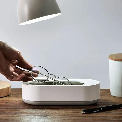 Compact Sonic Jewelry and Eyewear Cleaner