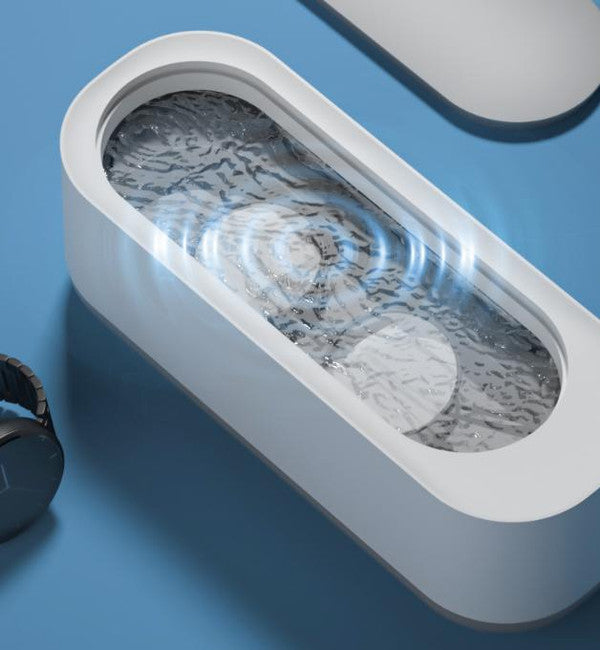 Compact Sonic Jewelry and Eyewear Cleaner