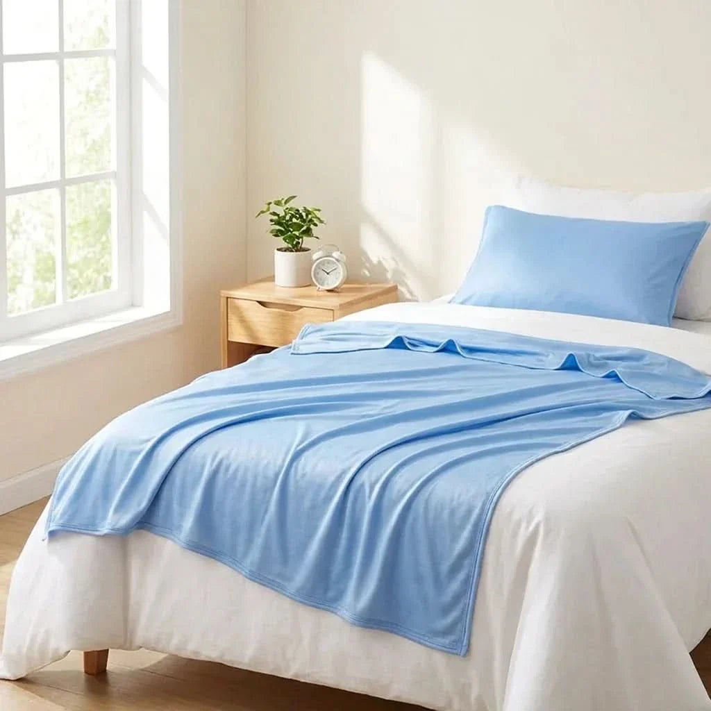ChillEase – Ultra Cooling Sleep Blanket for Comfort