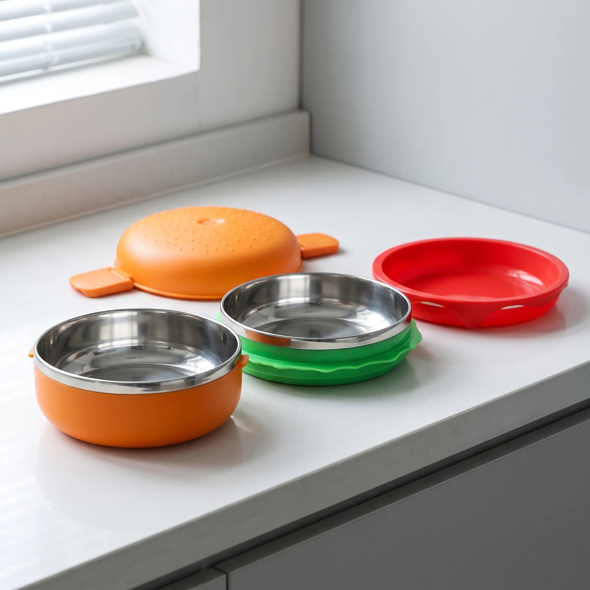 Fun Hamburger-Shaped Lunch Box with Tiered Design
