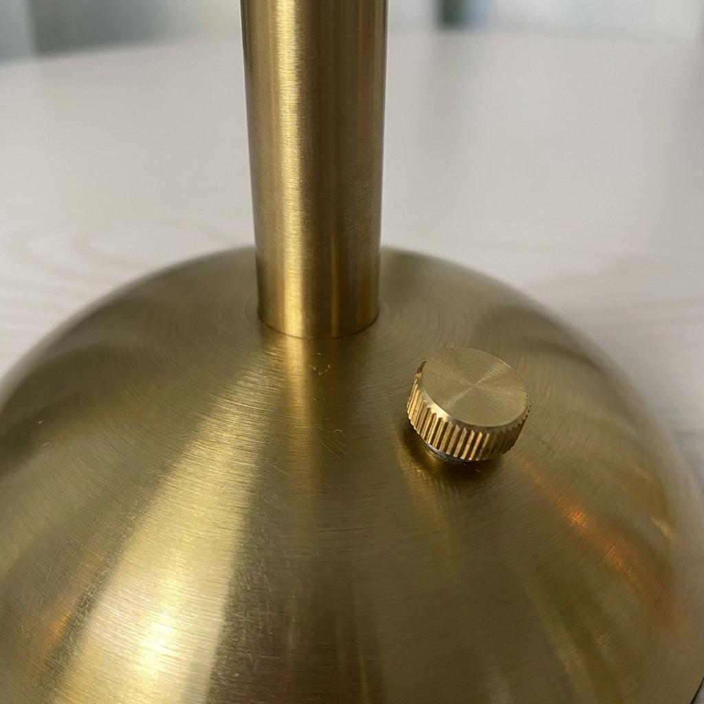Table Lamp with Touch Control Feature