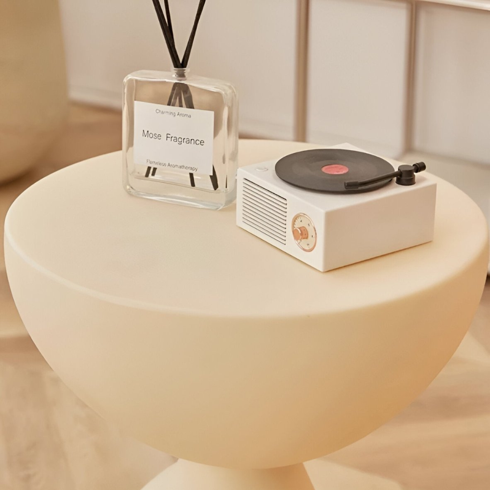 Sophisticated Circular Coffee Table for Modern Living Spaces