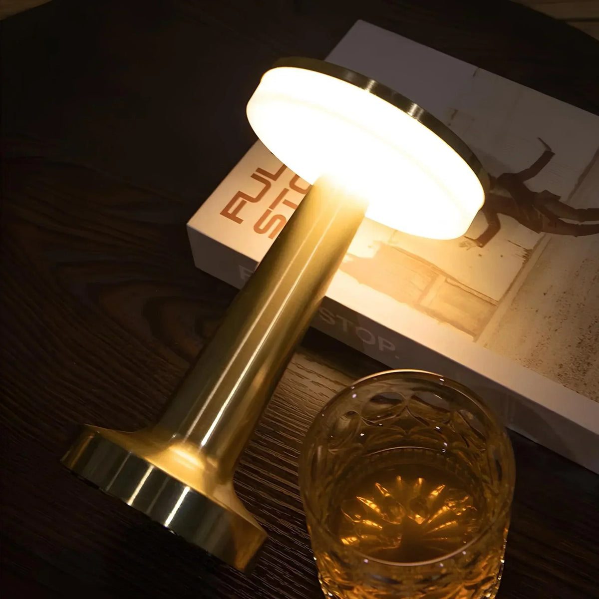 Vintage Style Cordless Table Lamp - Retro Design